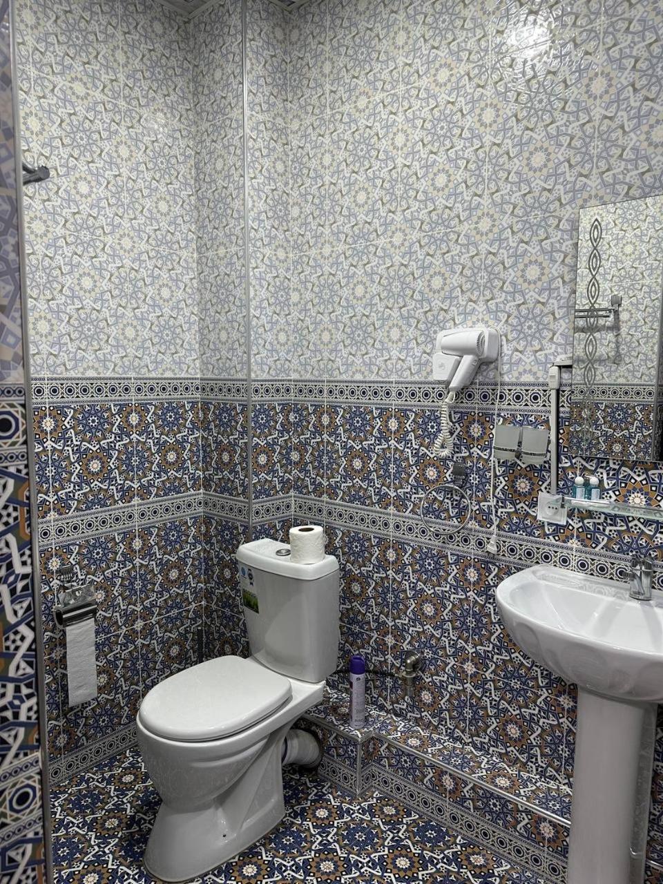 Vostok Hotel Bukhara Esterno foto